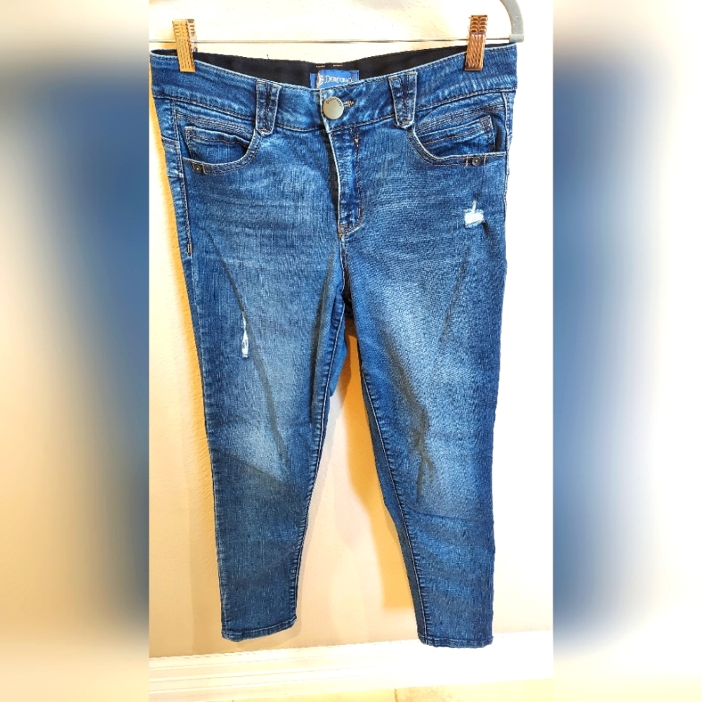 Democracy Karessa Ab Solution Capri Skinny Jean